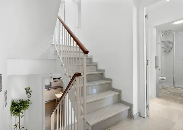 Apartament Stunning With Seaview By Costarentals- Ref 162