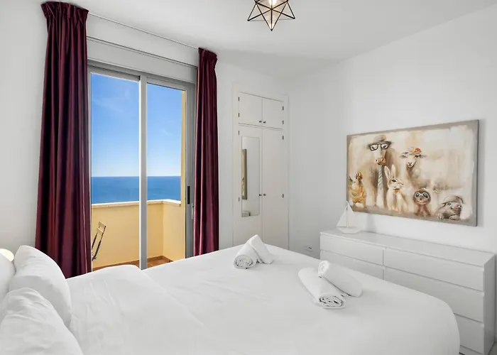 Stunning With Seaview By Costarentals- Ref 162 Apartment *